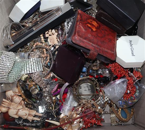 A large quantity of assorted costume jewellery and watches etc.